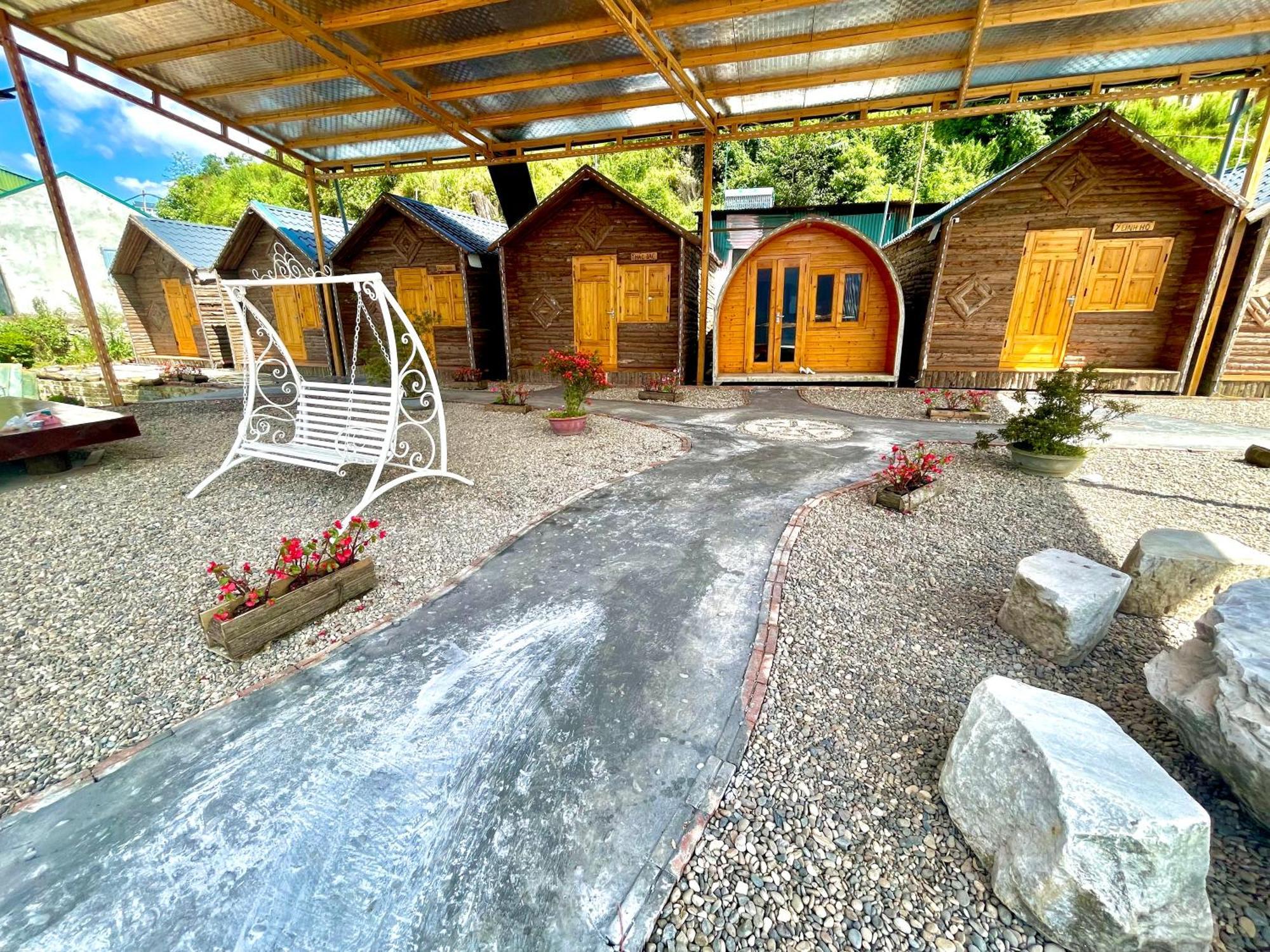 Homestay Thach Gia Trang Sapa Exteriör bild