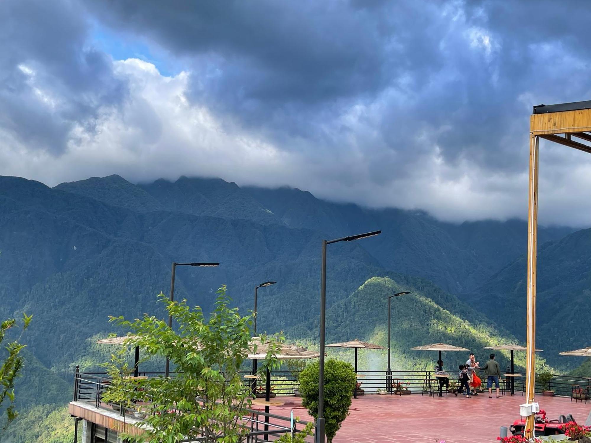 Homestay Thach Gia Trang Sapa Exteriör bild